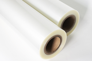 【販売終了】【数量限定！アウトレット特価】ロールフィルム 100ミクロン（幅640mm×100M巻）紙管2インチ 外巻 4本入