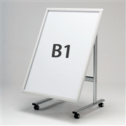 【販売終了】ポスタースタンド 看板 291W B1 フレーム開閉式 傾斜片面 1m未満対応ロータイプ ホワイト
